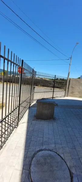 Casa seminueva en Parque Villarrica, con 3 dormitorios y 2 baños — foto 4/12