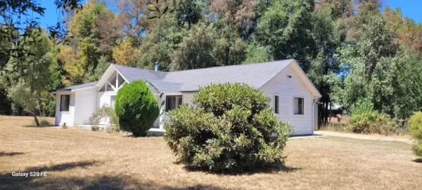Parcela de 5.000 m² con casa a 5 km de Villarrica, frente al Colegio Oxford — foto 2/10
