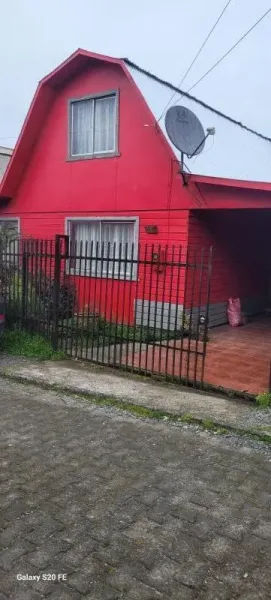Casa en venta en Villa Todos Los Santos, Villarrica, con 2 dormitorios