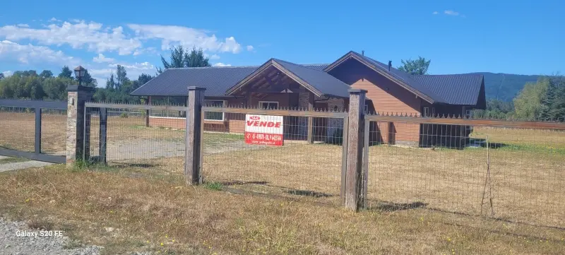 Casa de 170 m² en parcela del condominio Don Enrique, con vista al volcán