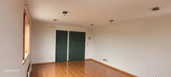 Oficina de 35 m² en el Edificio El Pehuén, sexto piso, centro de Villarrica — foto 3/7