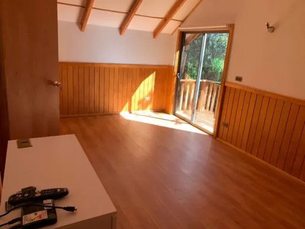 Casa en arriendo en parcela de Villa Hueney, camino a Pucón, a 100 m de la playa — foto 2/7