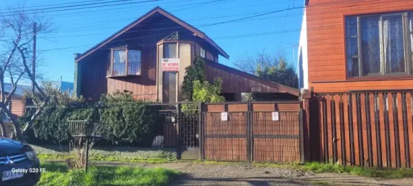 Casa en venta en Ernesto Wagner, Villarrica, a cinco cuadras del centro