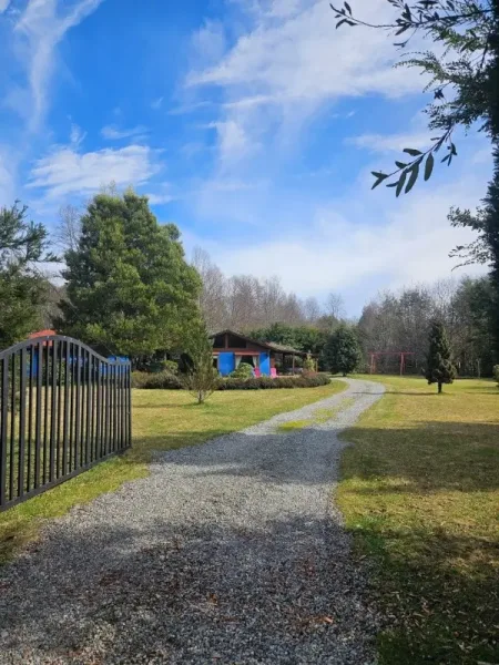 Casa de 400 m² en venta en parcela del condominio Río Azul, Villarrica