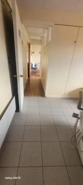 Oficina de 40 m² en el Edificio Pehuén, Villarrica, con dos privados y baño — foto 4/4