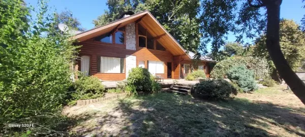 Terreno urbano de 2.804 m² en Los Manantiales, Villarrica, con potencial comercial — foto 2/8