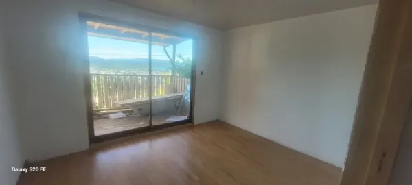 Casa remodelada en arriendo en Villa Todos Los Santos, Villarrica, con 4 dormitorios — foto 3/5
