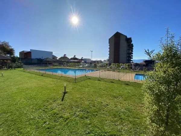 Departamento en arriendo de 72 m² en condominio Altos de Villarrica, con 2 dormitorios y 2 baños