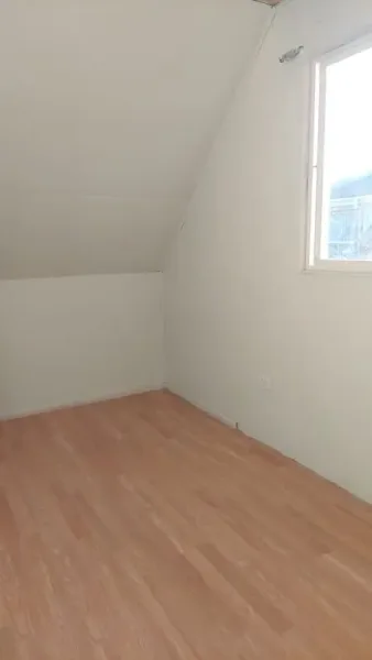 Casa de dos pisos en venta en Segunda Faja, Villarrica, con 3 dormitorios — foto 3/5