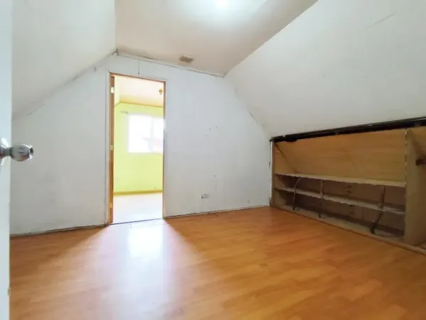 Casa de dos pisos en venta en Segunda Faja, Villarrica, con 3 dormitorios — foto 4/5