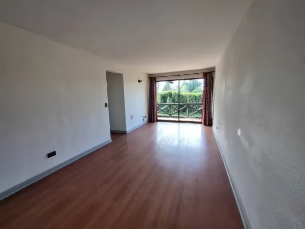 Departamento en venta en el Edificio Lago Paraíso, costanera de Villarrica: 3 dormitorios y 2 baños — foto 2/14