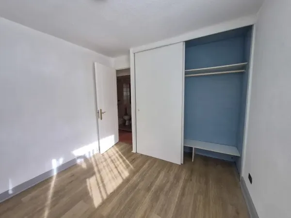 Departamento en venta en el Edificio Lago Paraíso, costanera de Villarrica: 3 dormitorios y 2 baños — foto 3/14