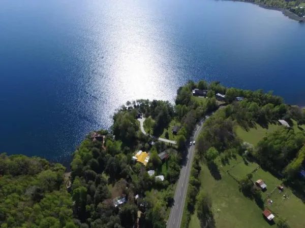 Casa de 270 m² a orillas del lago Calafquén, camino Lican Ray-Coñaripe — foto 2/6