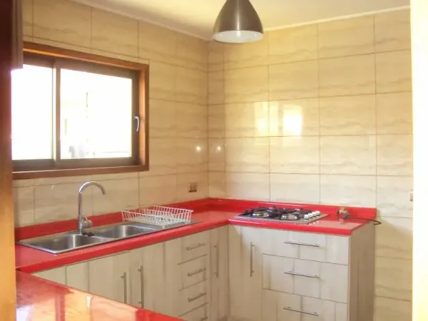 Casa céntrica en arriendo por año corrido, Villarrica — foto 3/10