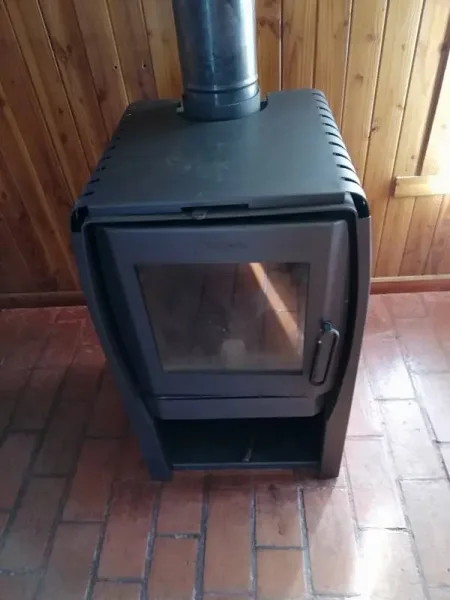 Casa de madera de dos pisos en arriendo, camino a Pedregoso, Villarrica — foto 5/8
