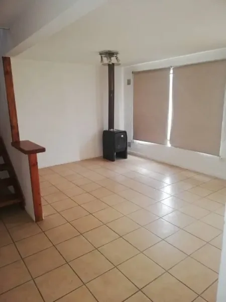 Casa amplia en arriendo en Villarrica, con 4 dormitorios y patio techado — foto 2/10